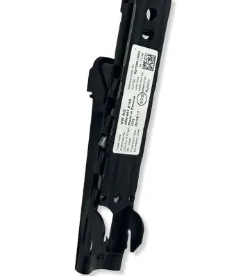 Volkswagen Polo VI Seat belt height adjuster 4M0857819A 639623702 627390100H