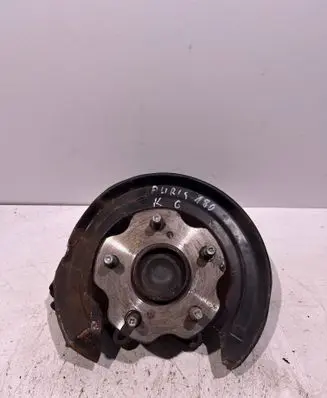 Toyota Auris E180 Rear wheel hub