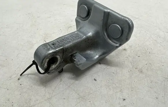 Mercedes-Benz E W213 Rear door upper hinge