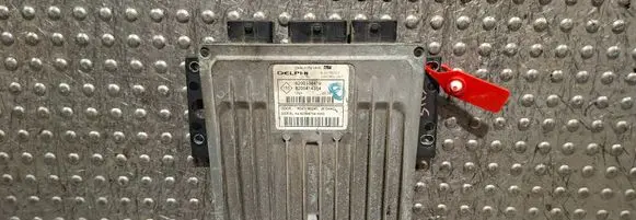 Renault Megane II Engine control unit/module S25053335 8200334419 8200414354