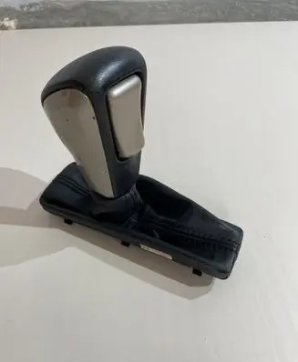 Jeep Grand Cherokee Gear lever shifter trim leather/knob 11879823A