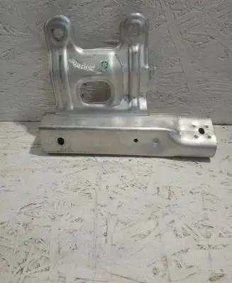 BMW 1 F20 F21 Front bumper support beam 10031013