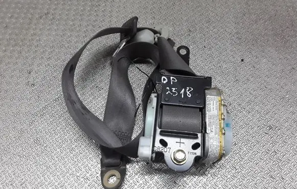 Suzuki Ignis Front seatbelt