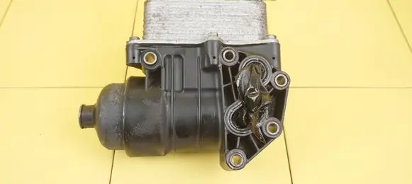 Hyundai ix35 Oil filter mounting bracket 264102F000 D4HA