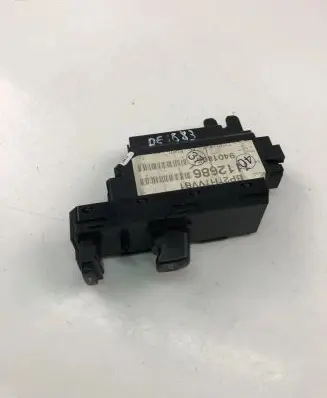 Volvo S60 Electric window control switch 30739078