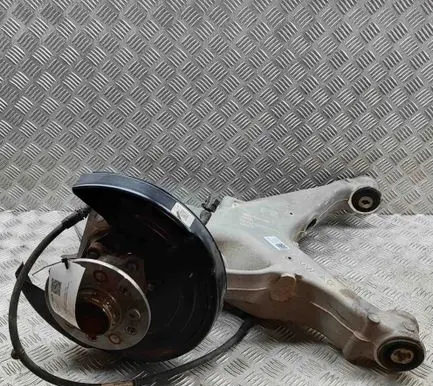 Volkswagen Multivan T6 Rear wheel hub 7T0407621A 7T0501414C