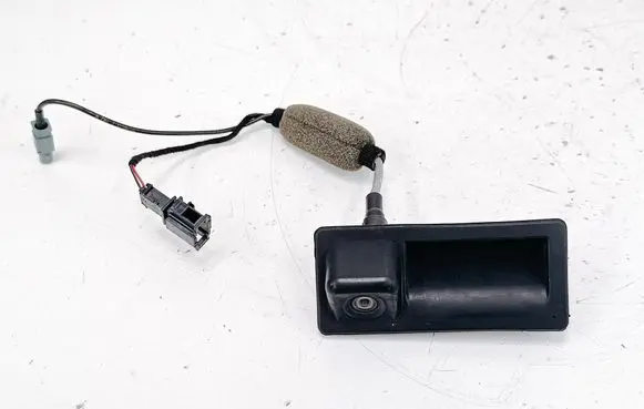 Audi Q5 SQ5 Tailgate handle with camera 5N0827566AA