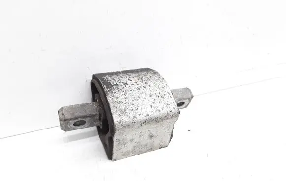 Mercedes-Benz C W204 Gearbox mount A2122400418
