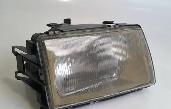 Audi 100 200 5000 C3 Headlight lense 1305620525 0301066302 34425R20