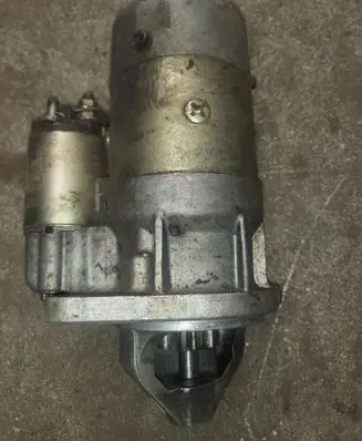 Chevrolet Blazer Starter motor 35258712
