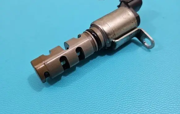 Toyota Avensis T270 Camshaft position sensor 337010-501021 IMPRK1489722