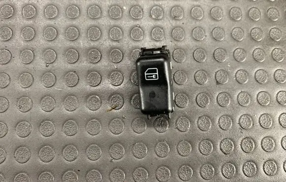 Mercedes-Benz SL R129 Central locking switch button 1248215051