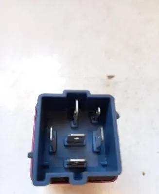 Volvo S70 V70 V70 XC Other relay 9128136 898704000