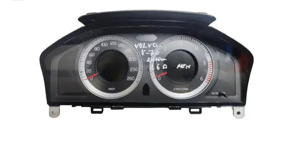Volvo V70 Speedometer (instrument cluster) 31270901AA 36002609 693993200