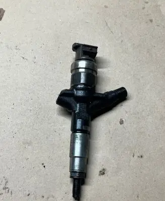 Subaru Impreza III Fuel injector 16613AA020 06L00159