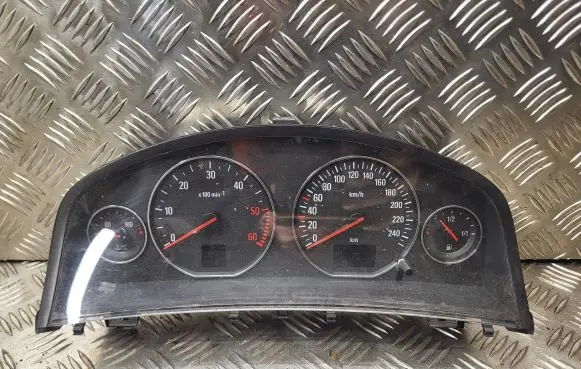 Opel Signum Speedometer (instrument cluster)