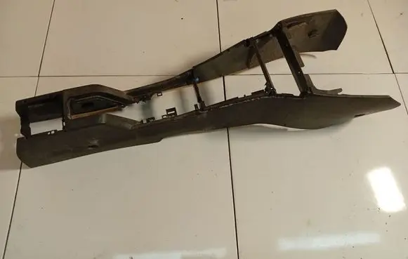 Opel Astra H Center console 331985437