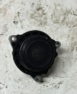 BMW X3 F25 Engine mount bracket