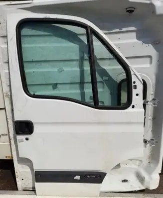 Renault Mascott Front door 7751474637