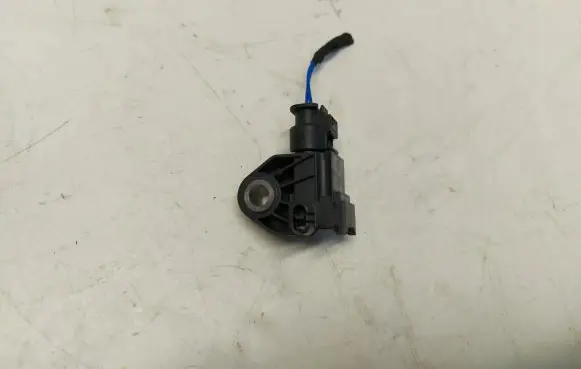 BMW 1 F40 Airbag deployment crash/impact sensor 9341546