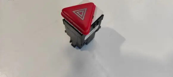 Skoda Fabia Mk1 (6Y) Hazard light switch 6Y0953235