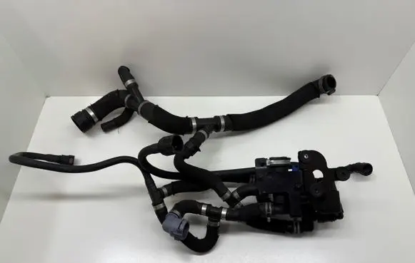 Volvo V60 Electric engine pre-heating system (optional) 31319025 31319012 31368185