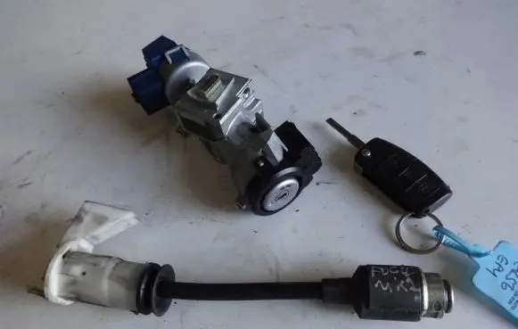 Ford Focus Ignition lock