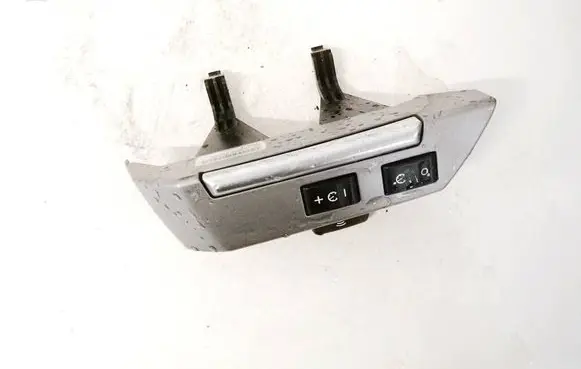 Land Rover Range Rover Sport L320 Cruise control switch 8h2213d767ga 8h22-13d767-ga