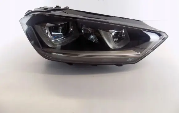 Volkswagen Golf Sportsvan Headlight/headlamp 517941034B