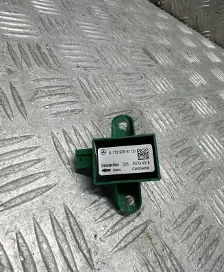 Mercedes-Benz SLK R172 Airbag deployment crash/impact sensor A1729056100 5WK44316