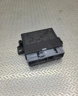 Mercedes-Benz E A207 Parking PDC control unit/module A0009008004