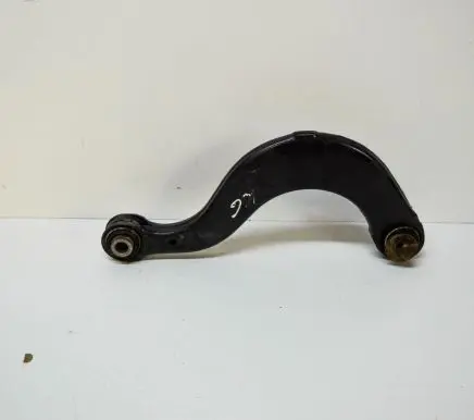 Volkswagen PASSAT B8 Rear upper control arm/wishbone 5Q0505323D