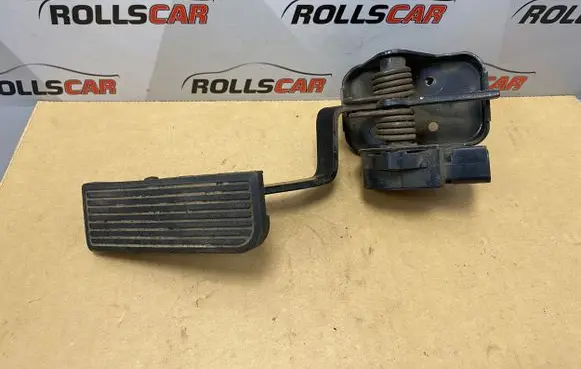 Chrysler Voyager Accelerator pedal position sensor 04861169AA