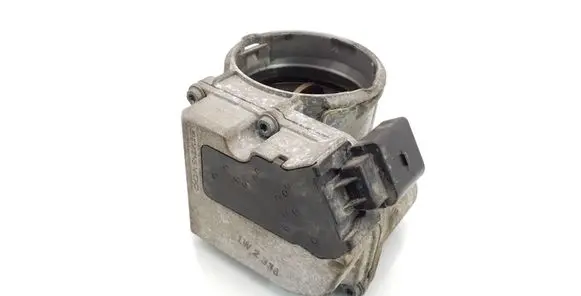 Volkswagen Golf V Throttle valve A2C53099815 03G128063C