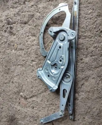 Renault Scenic III - Grand scenic III Front window lifting mechanism without motor 966036102