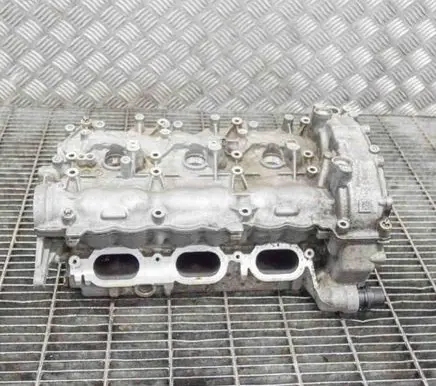 Mercedes-Benz GLK (X204) Engine head R2760160900 A2760161305