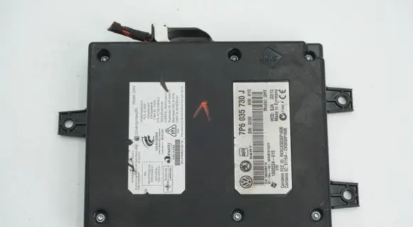 Volkswagen PASSAT B6 Bluetooth control unit module 7P6035730J