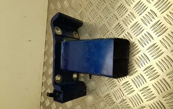 Land Rover Range Rover Sport L494 EGR valve cooler bracket CPLA103A33AC