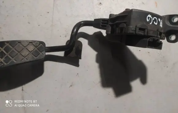 Audi A6 S6 C6 4F Accelerator throttle pedal 4F2721523