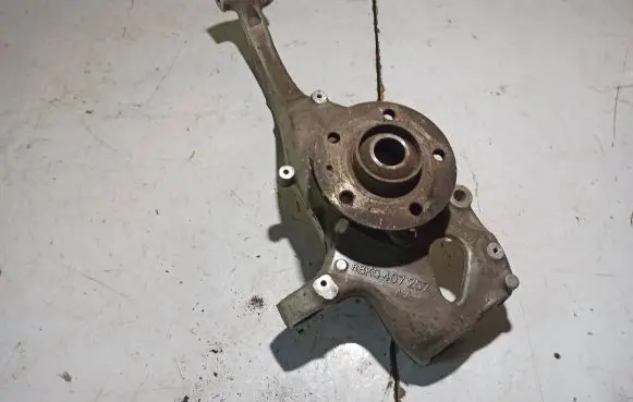 Audi A4 S4 B8 8K Front wheel hub 8K0407257AA