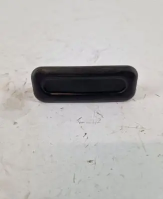 Peugeot 3008 I Tailgate opening switch 