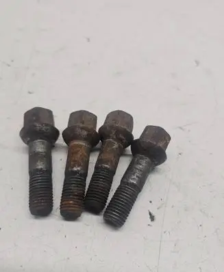 Mercedes-Benz C W203 Nuts/bolts 