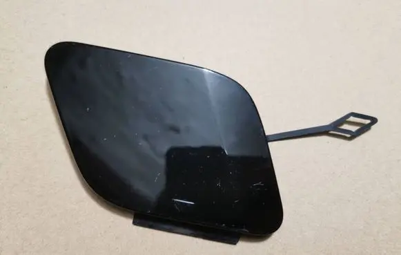 BMW X2 F39 Front tow hook cap/cover 51117482672
