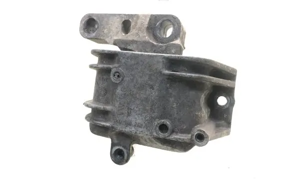 Volkswagen PASSAT B6 Engine mount bracket 1K0199262P