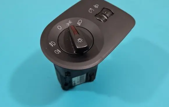 Seat Ibiza IV (6J,6P) Light switch 6J1941531J IMPRK1432236