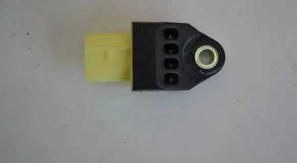 Lexus RX 330 - 350 - 400H Airbag deployment crash/impact sensor 8983175020