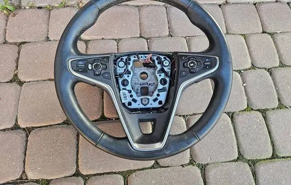 Opel Insignia A Steering wheel 5O5P5L5E5X1271