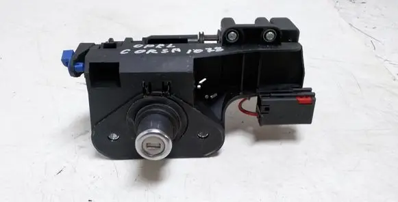 Opel Corsa C Tailgate exterior lock GM09183495 13168316 13168317
