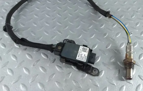 Citroen Berlingo Lambda probe sensor 9830288780 0281008064