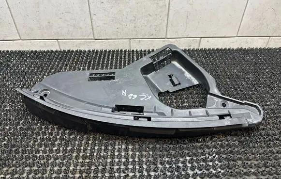 Volvo XC60 Headlight/headlamp mounting bracket 30763434